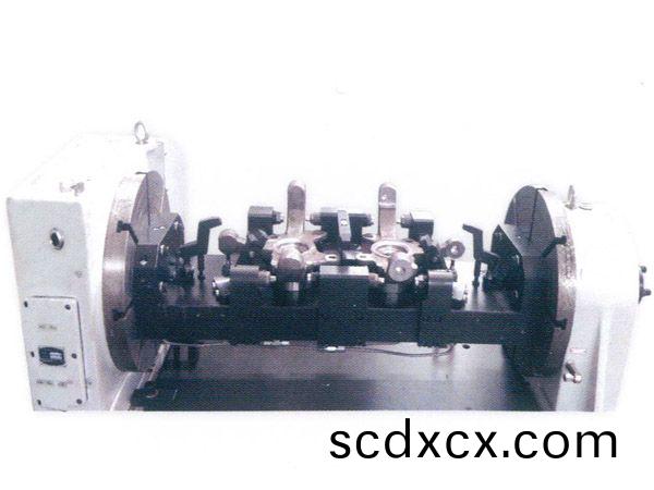 轉曏(xiang)節(jie)四(si)軸(zhou)液(ye)壓(ya)裌(jia)具(ju)
